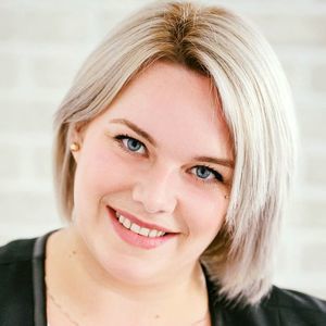 Meet your Posher, Françoise